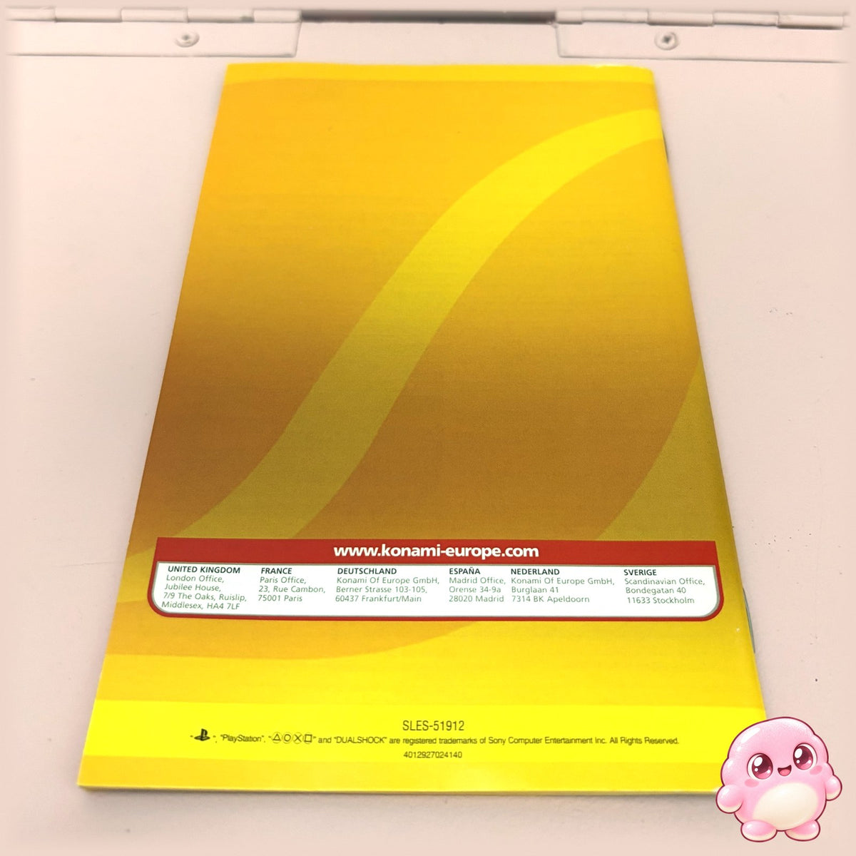 Pro Evolution Soccer 3 (PS2) - contraportada del manual