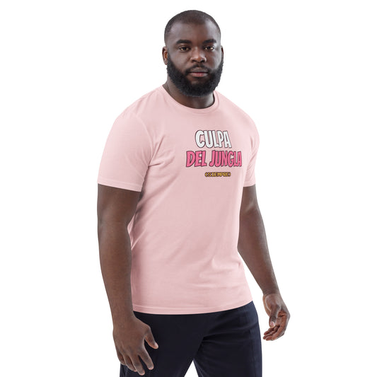 Camiseta Friki Unisex "Culpa del Jungla" rosa (lateral)